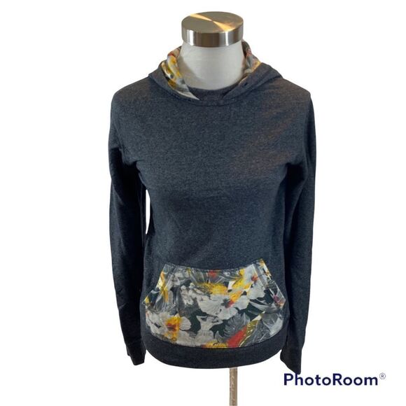 On‎ the Byas Ladies Hawaiian Girl Tropical Print Sweatshirt Hoodie Size Small - Picture 1 of 11